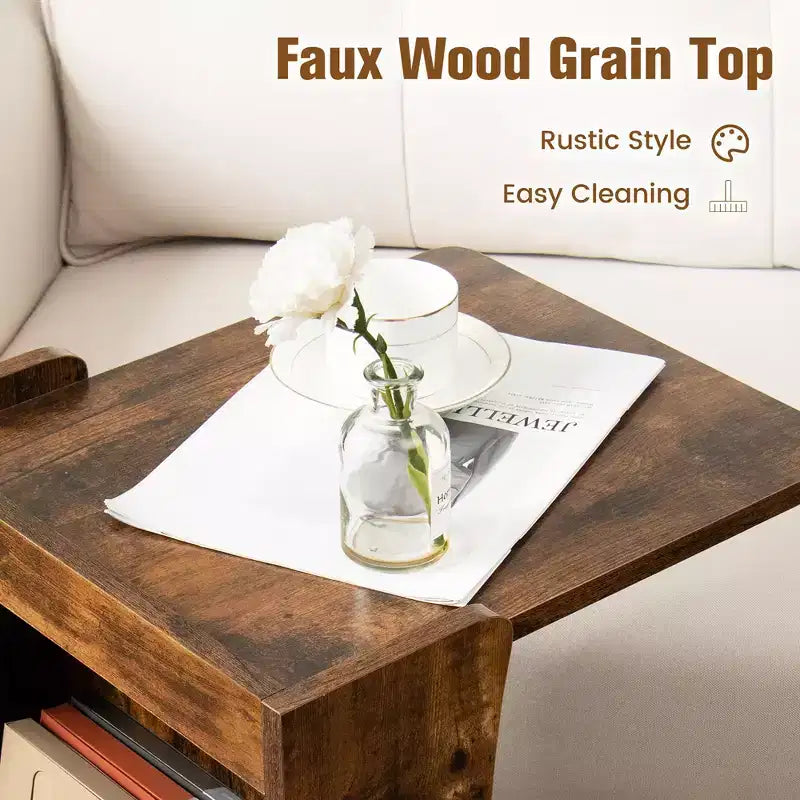 Table d'appoint avec roulettes, table d'appoint mobile en forme de C avec étagère de rangement ouverte à 2 niveaux et 2 compartiments de rangement arrière Marron/Gris